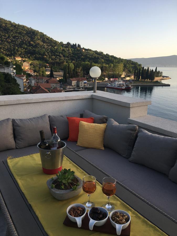 Tale House Montenegro Tivat Exteriör bild