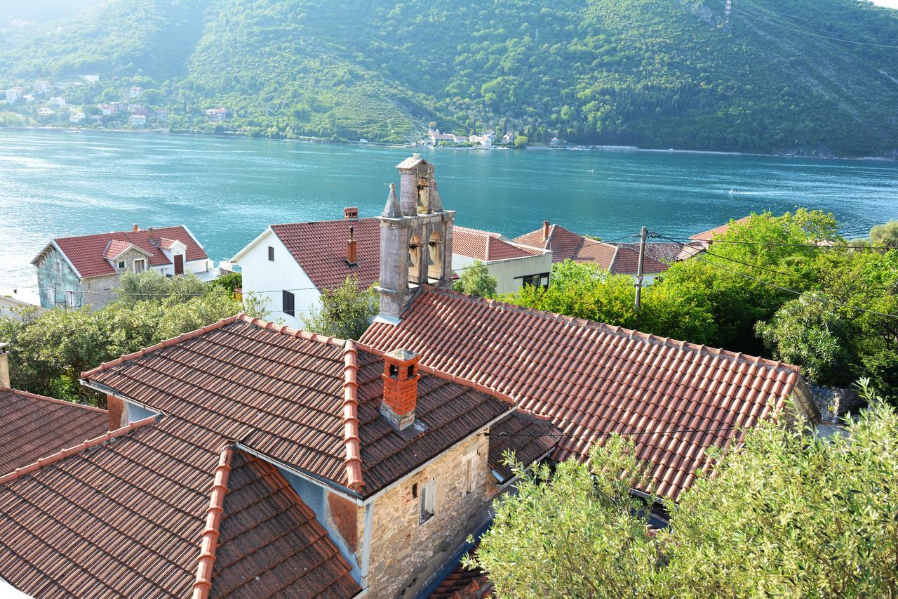 Tale House Montenegro Tivat Exteriör bild
