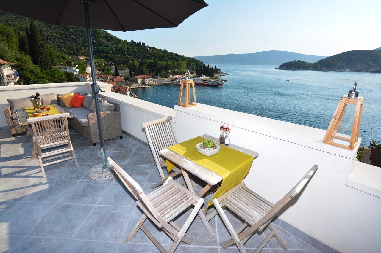 Tale House Montenegro Tivat Exteriör bild