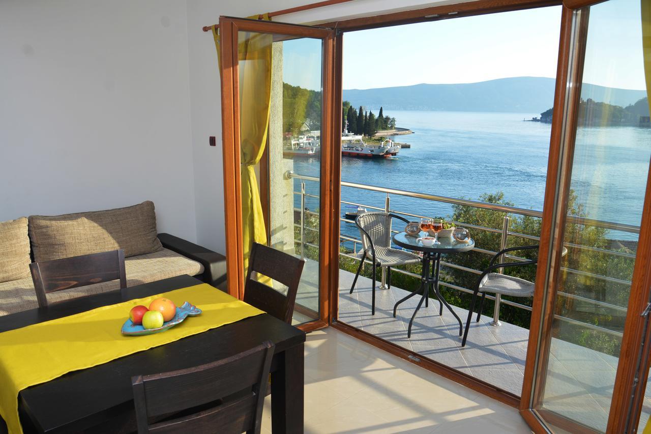 Tale House Montenegro Tivat Exteriör bild