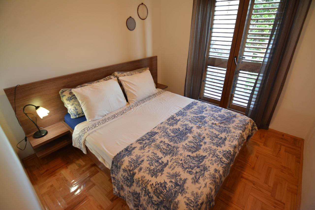 Tale House Montenegro Tivat Exteriör bild